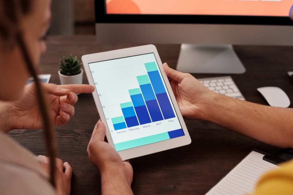 La Importancia de un Análisis Competitivo en SEM