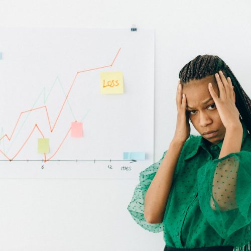 Qué hacer si la competencia puja por tu marca en Google Ads